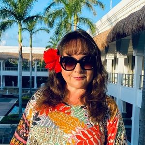 Meet your Posher, Marina